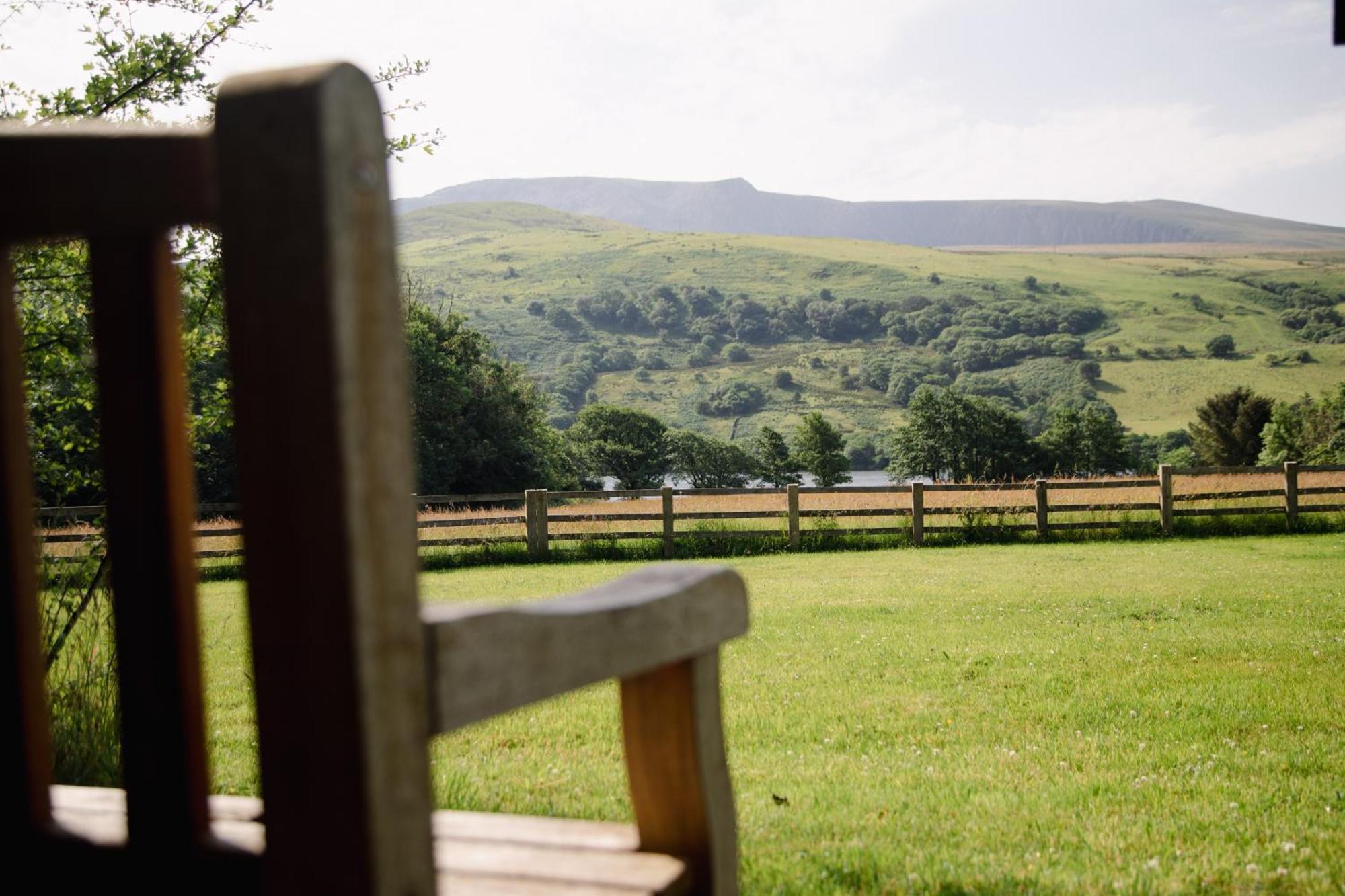 Trigonos - Quiet, Peaceful, Vegetarian B&B And Retreat Centre Nantlle Ngoại thất bức ảnh