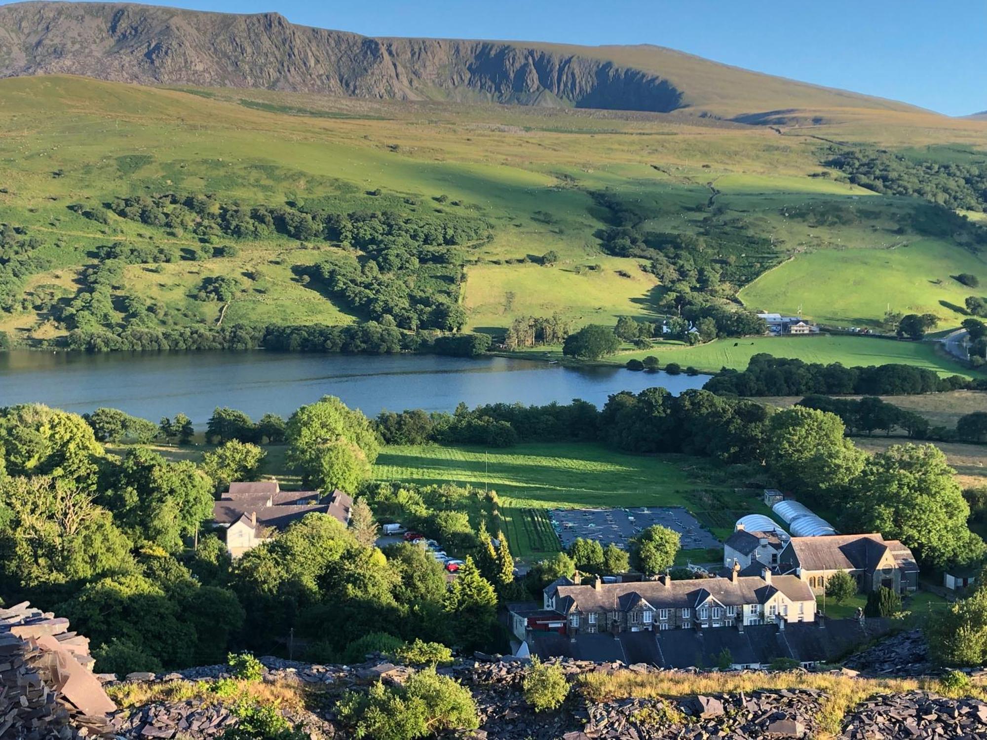 Trigonos - Quiet, Peaceful, Vegetarian B&B And Retreat Centre Nantlle Ngoại thất bức ảnh
